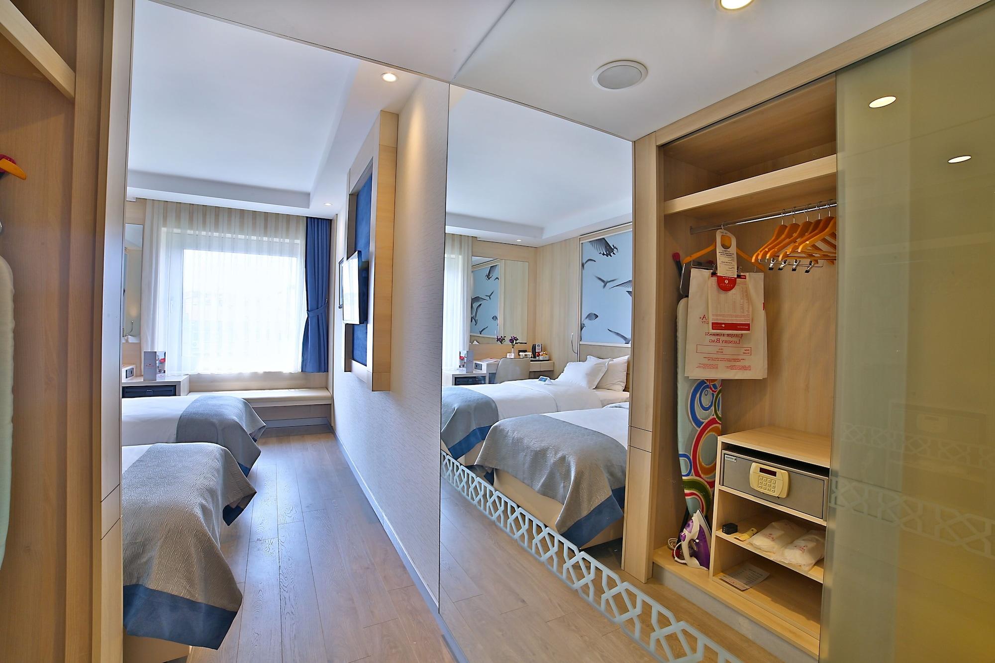 Ramada By Wyndham Old Otel
