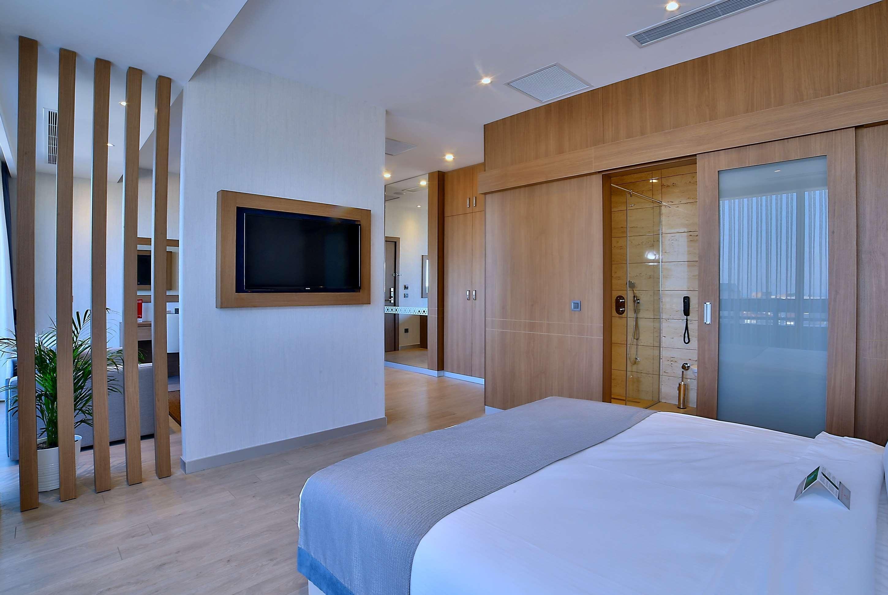 Ramada By Wyndham Old 4* İstanbul