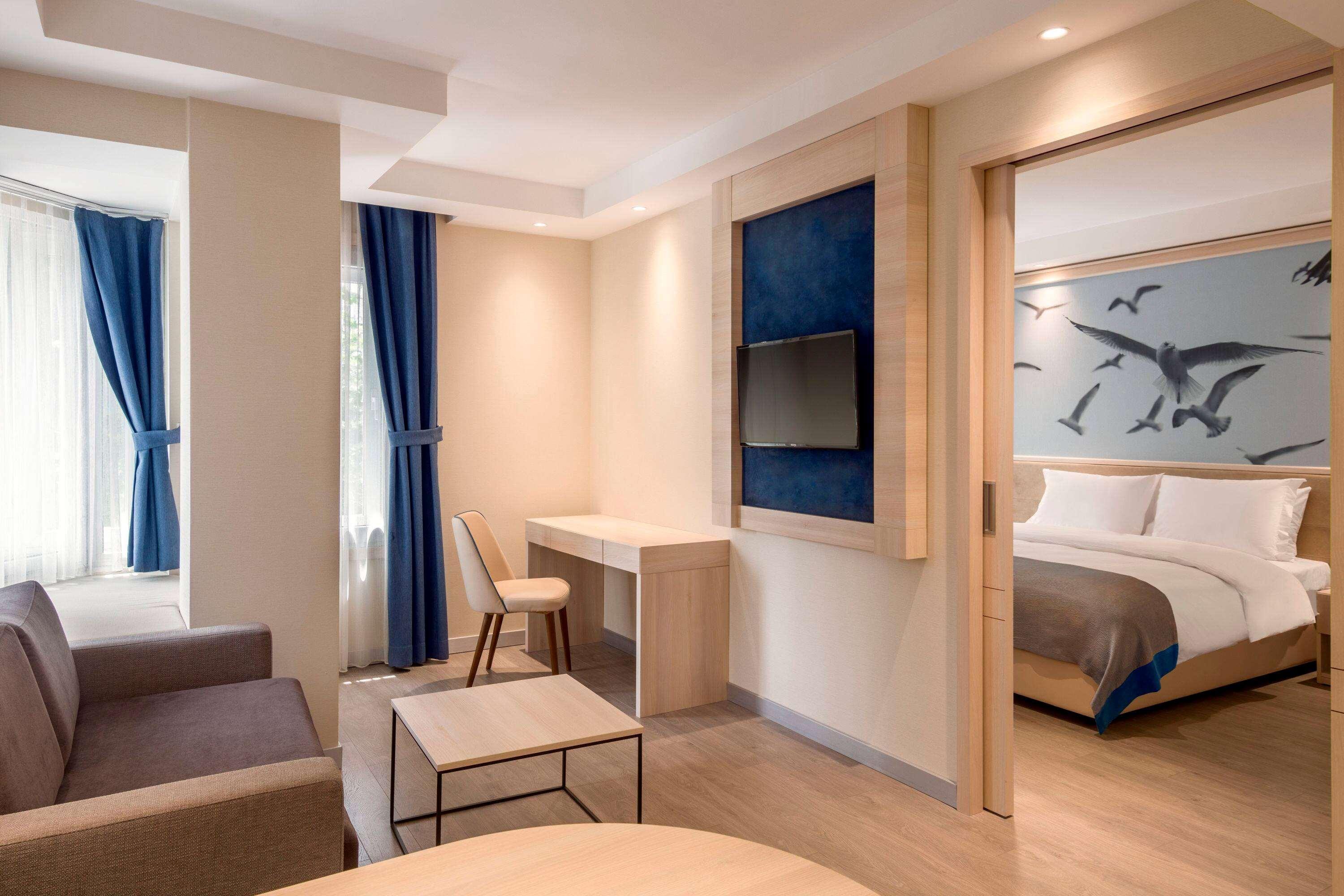 Ramada By Wyndham Old Otel