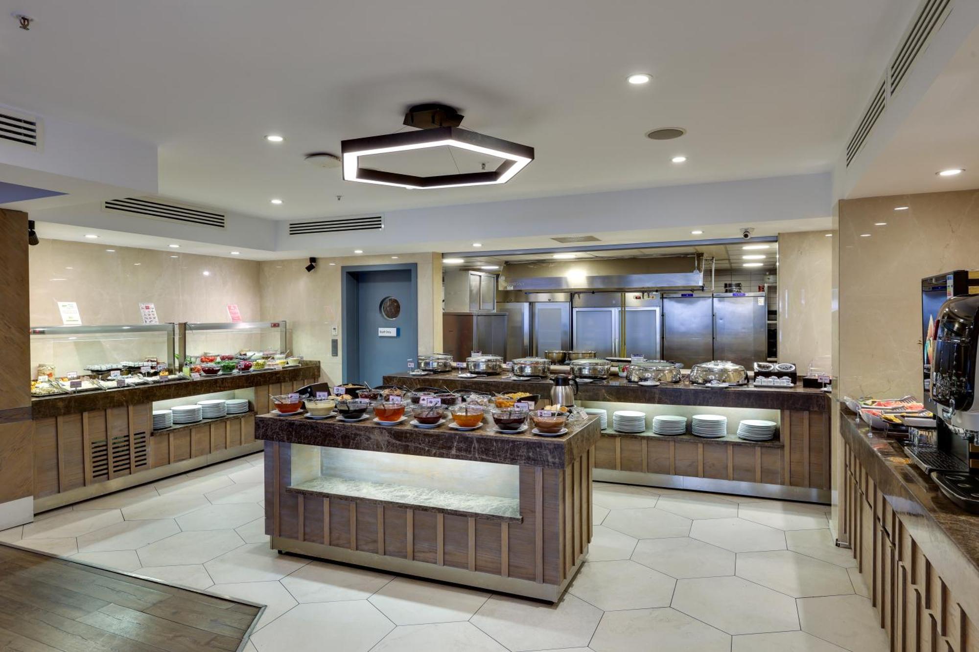 Ramada By Wyndham Old İstanbul